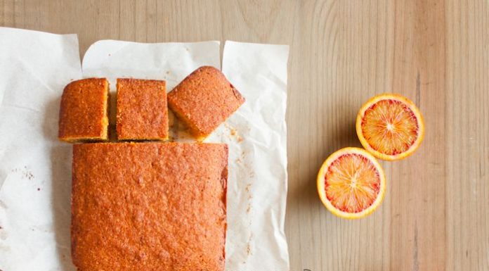 BIZCOCHO DE NARANJA SANGUINA Y POLENTA blood orange cake