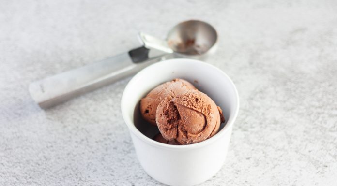 HELADO SALUDABLE DE PLÁTANO Y CHOCOLATE